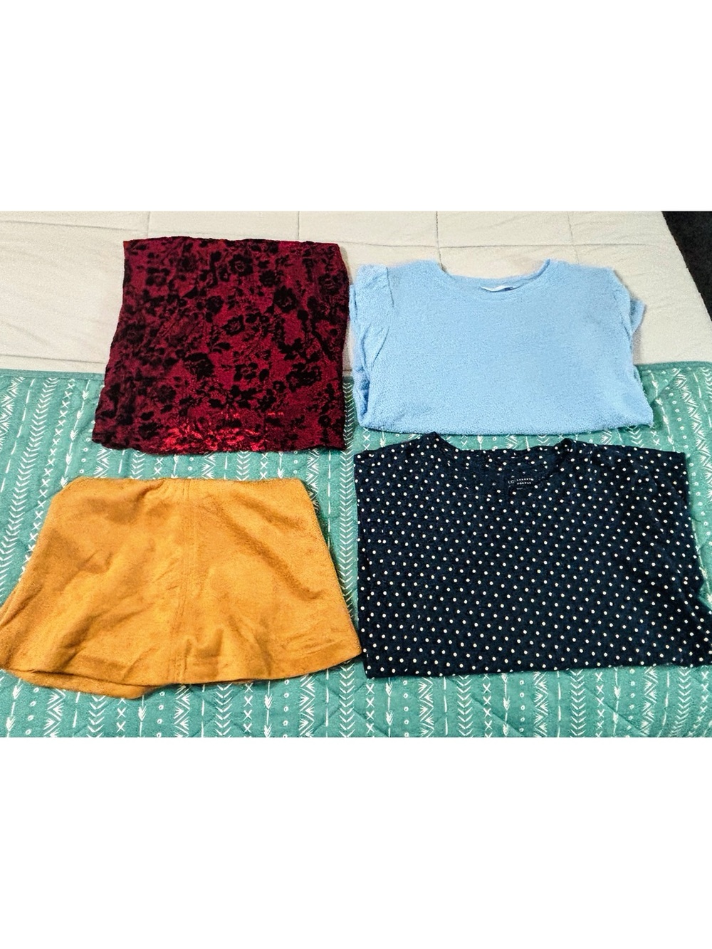 Lauren Conrad 4-Piece Bundle – Kohl's | Size XL/XXL | Excellent Condition